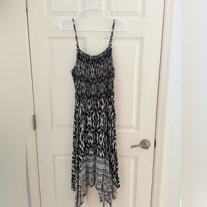 Japna Black and White Smocked High-Low Sundress (size large)